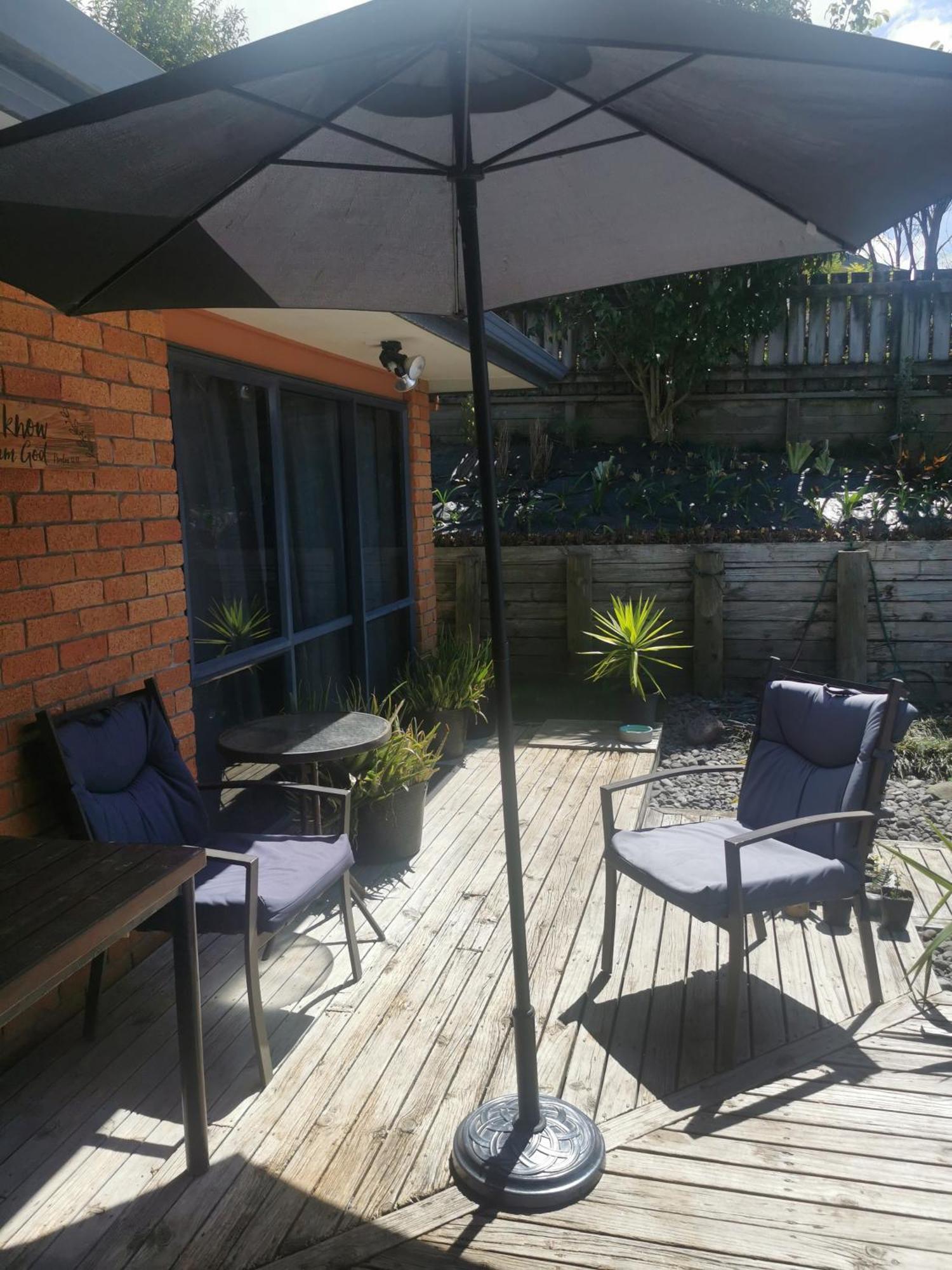 Double Room Free Wifi Hamilton Exterior photo